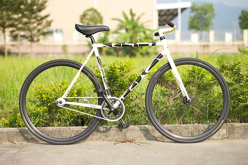 ARESBYKES FOLK 510 クリーム＆ブラック セール | championship bikes  