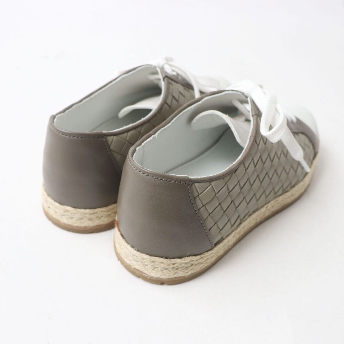 極美品☆BOTTEGA VENETA ボッテガヴェネタ イントレチャート 