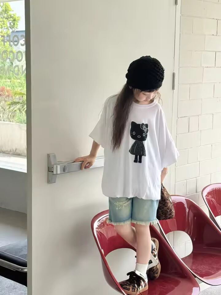 ダメージハーフデニム