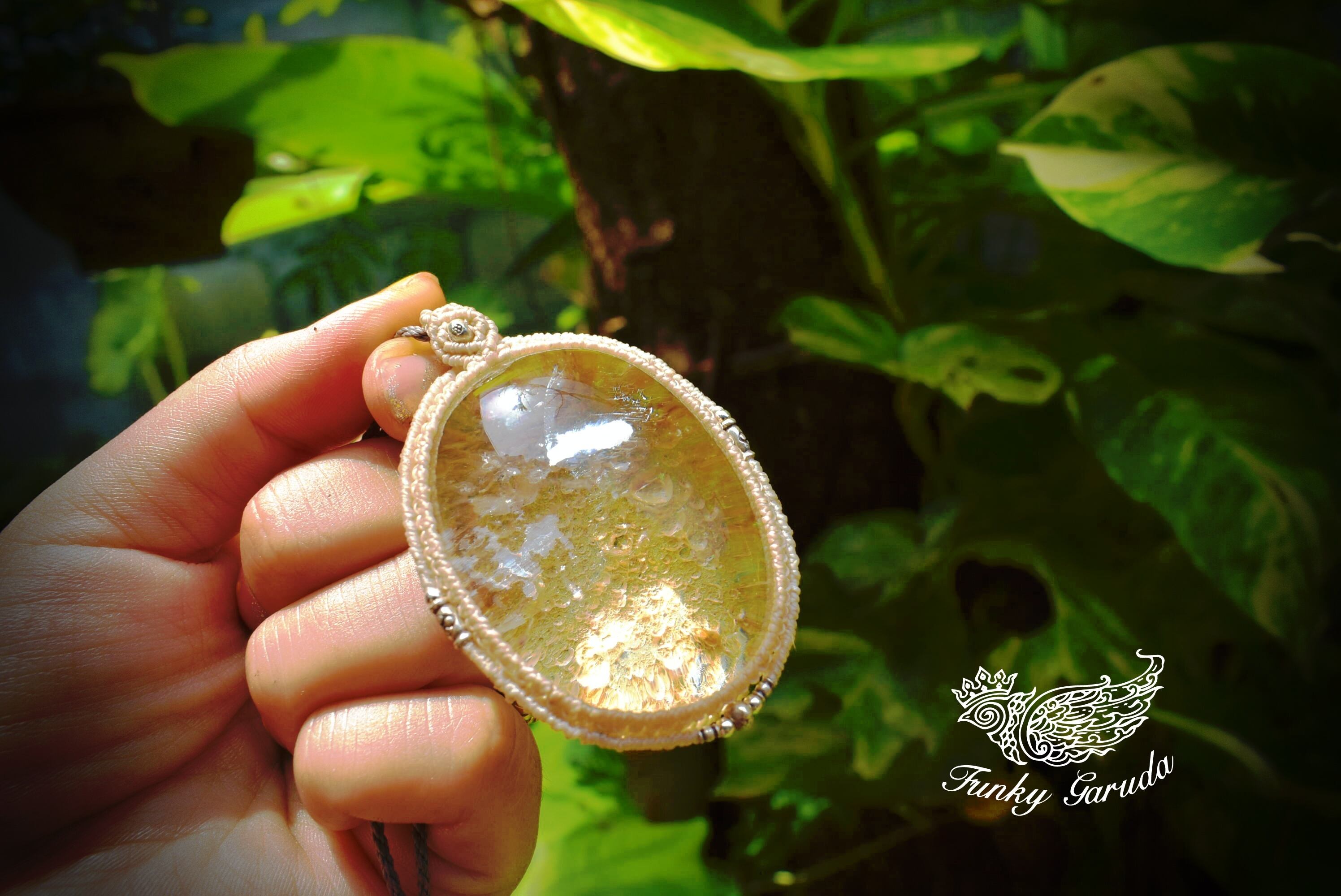 ホワイトクラッククォーツ マクラメペンダントgarm106