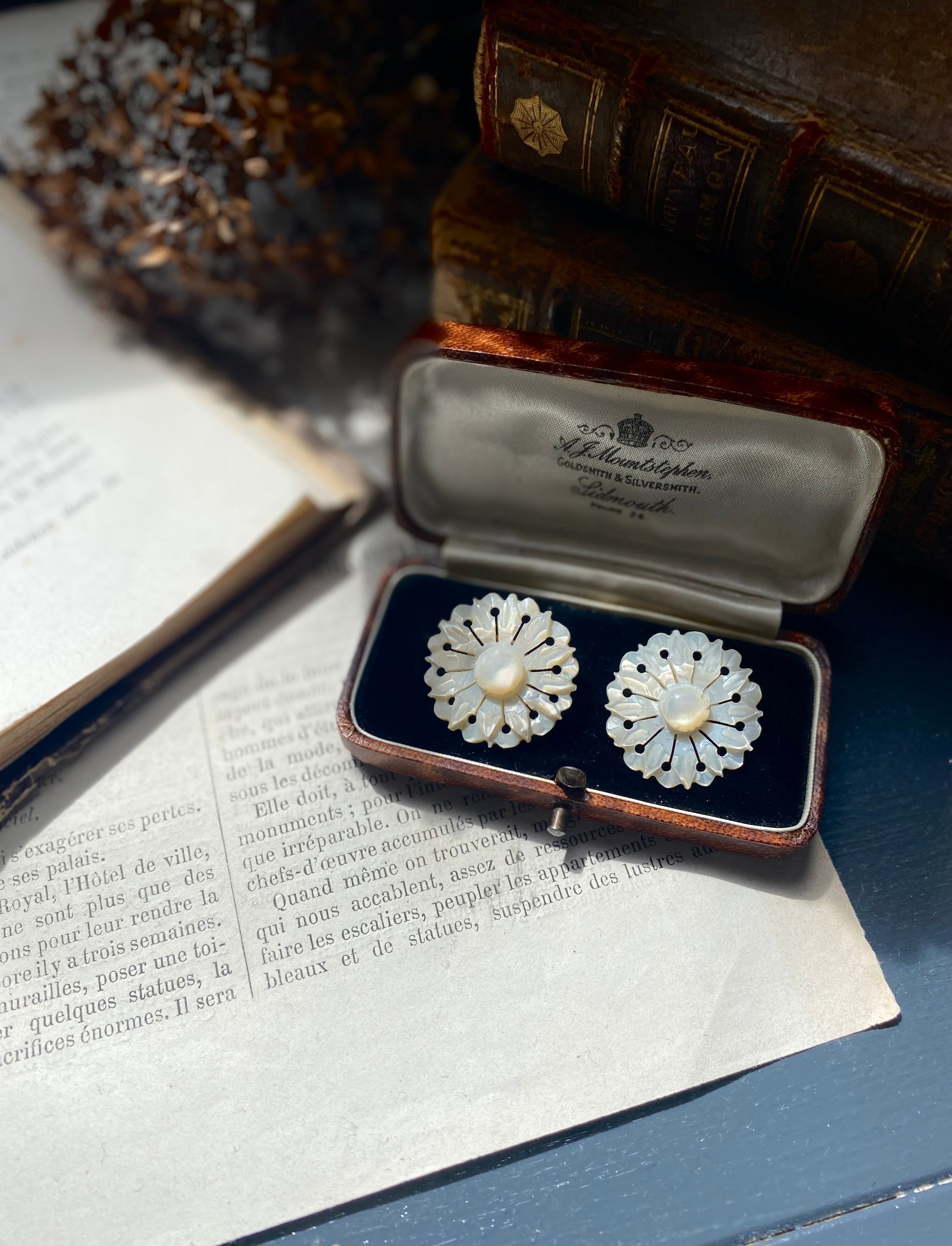 ベツレヘムパールイヤリング