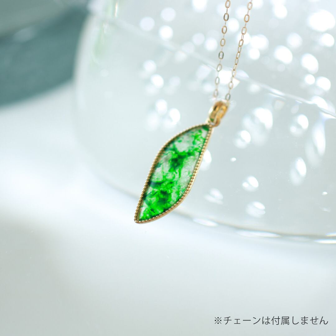 ステンドガラスの様な透明感 K10YG 翡翠 ice&green ペンダントトップ A