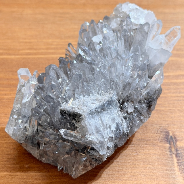 花のような結晶美 中国産 菊水晶 原石【AC5091】
