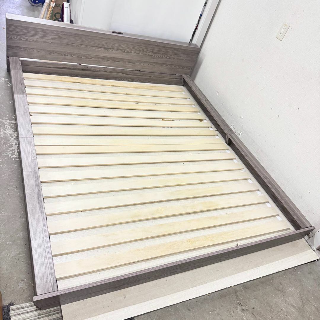 24565 ダブルベッドフレーム　木製　引出し・コンセント4口 もしも 24565 ダブルベッドフレーム 木製 引出し・コンセント4口 もしも D