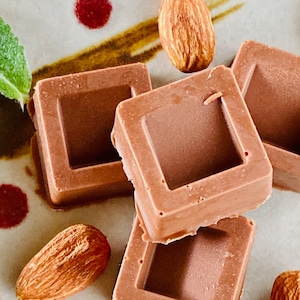 クッチーナさん　ビター＆ホワイト＆ミルク＆生チョコ詰め合わせ(4個)