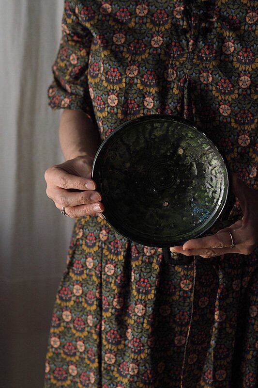 織部グリーン 高台皿-antique pottery plate No.1 | アンティーク