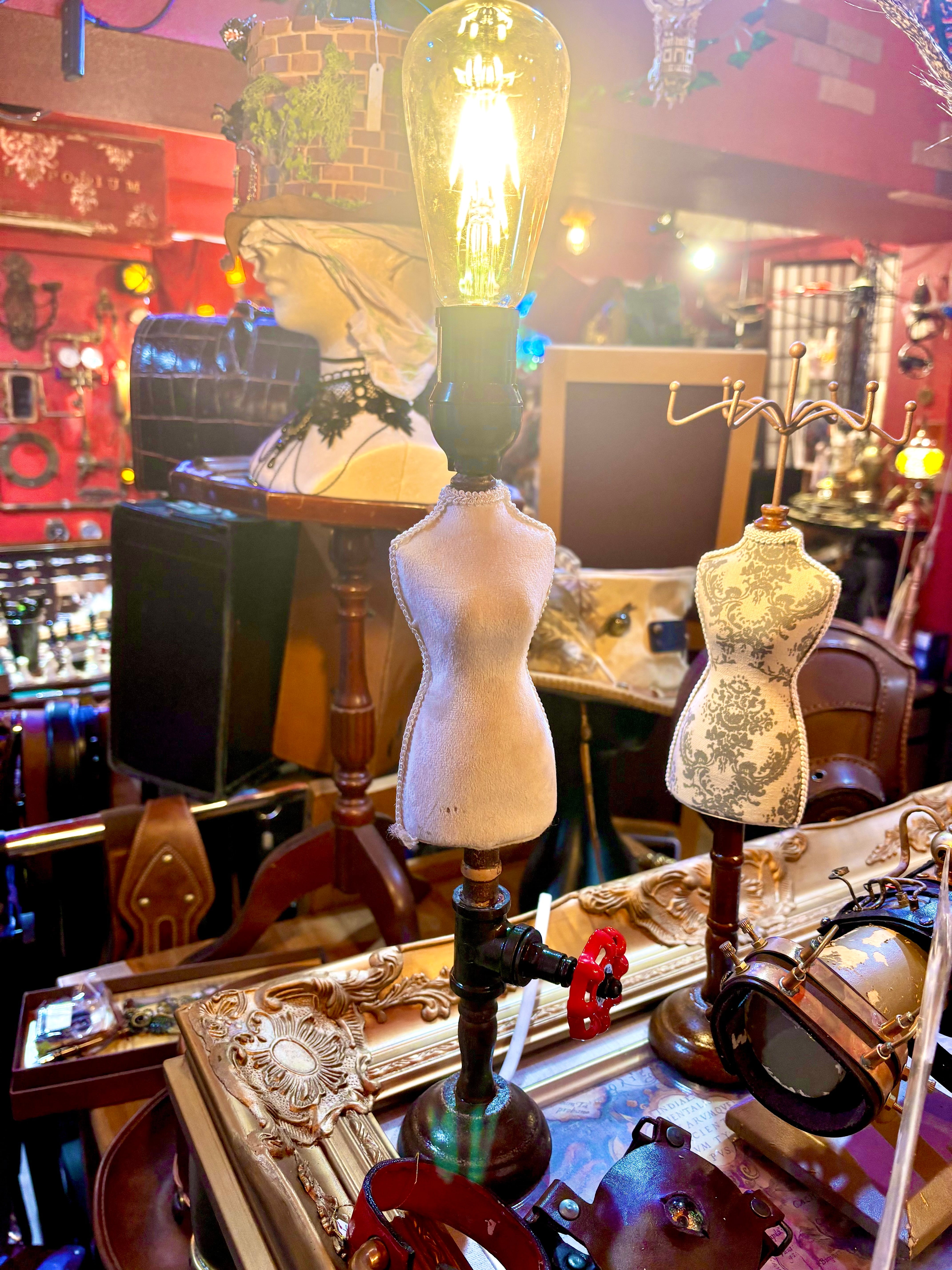 雑貨 インテリア | REVERIE EMPORIUM 船長のお店