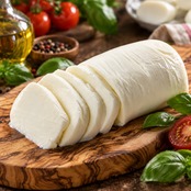 イタリア産 グラスフェッド 冷凍モッツァレラチーズ 1kg(5個)|無添加・IQF冷凍|ピザ・カプレーゼ・グラタン・サンドイッチに|Italian Grassfed Frozen Mozzarella Cheese
