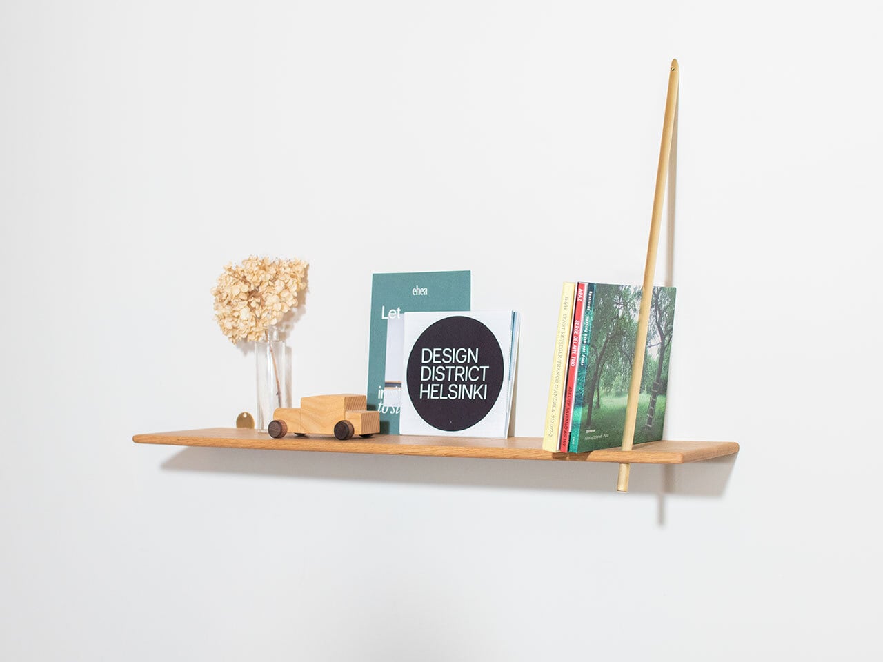 One pole shelf -long- | Magical Furniture Present.
