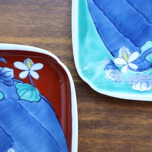 有田焼　角銘々皿　草枕（緑・赤） 21-065