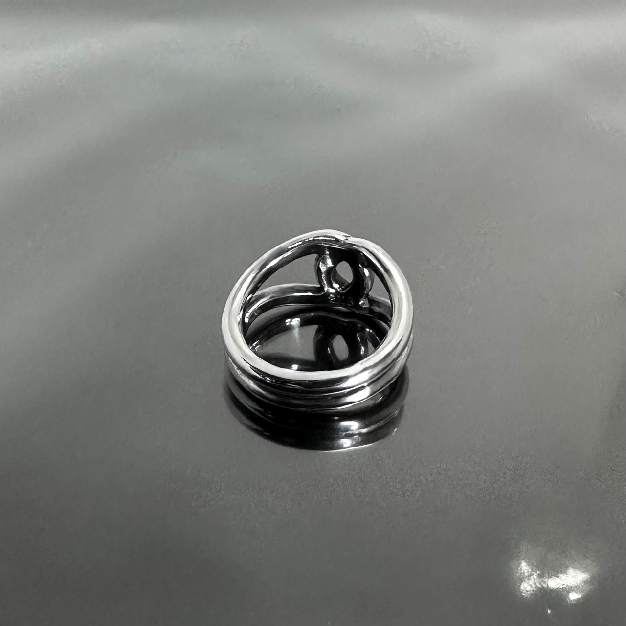 OPEN TEARDROP with BLACK DIAMONDS RING / オープンティアドロップ・ブラックダイヤモンドリング