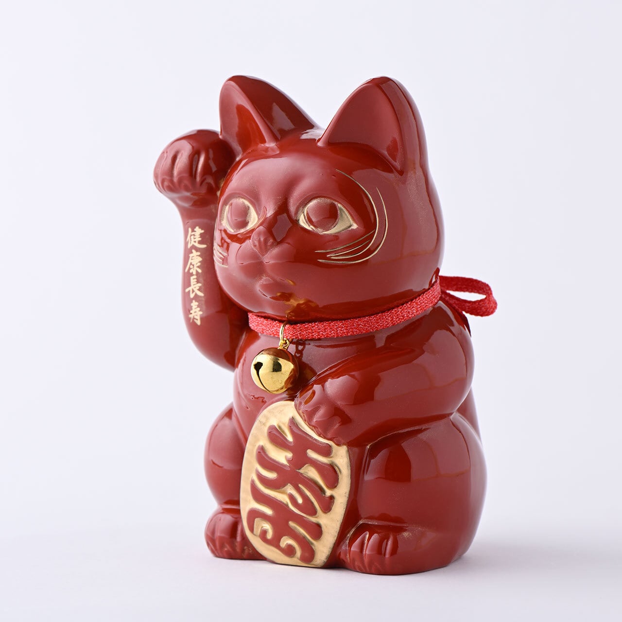 招き猫　縁起物　置物　新品　赤耳猫 chy1920-1.jpg