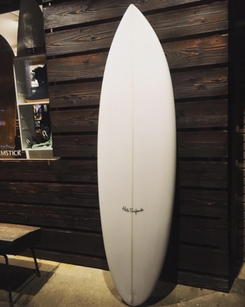 Hata Surfboards x Hayashi Intl  「nakid...」６’０’’　送料10000円込み