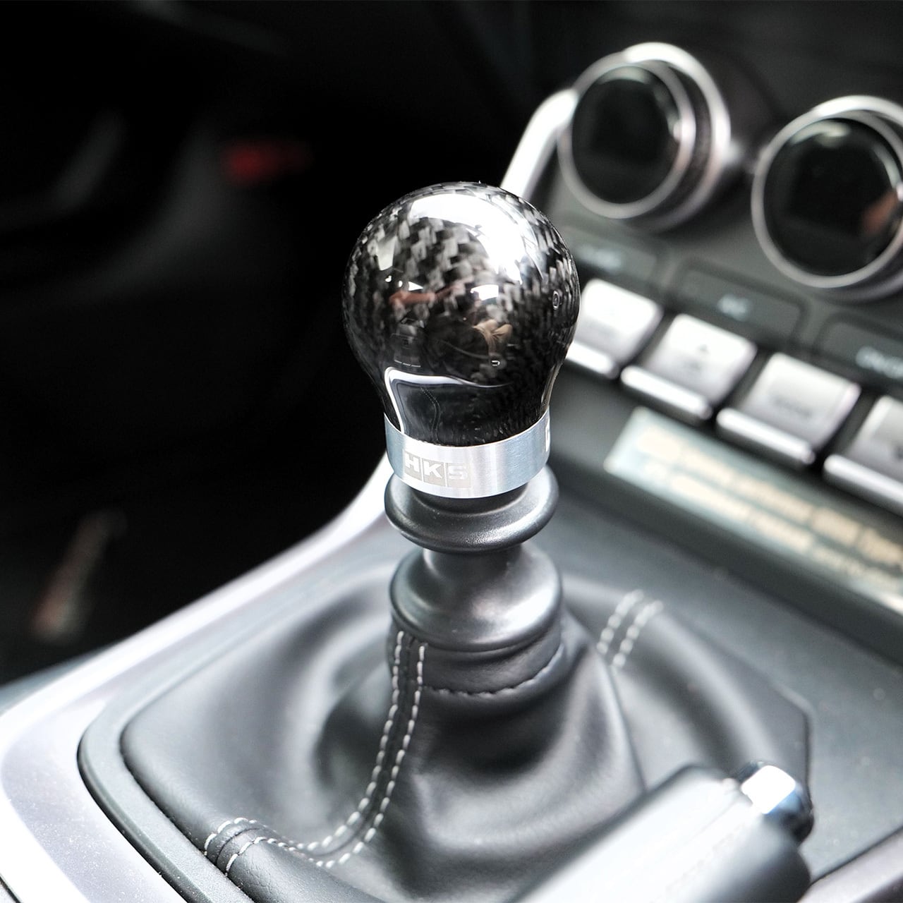 HKS CARBON SHIFT KNOB No.T001-T002 | HKS GATE ONLINE STORE
