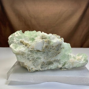 結晶が美しく癒される色合い☆フローライト原石クラスター