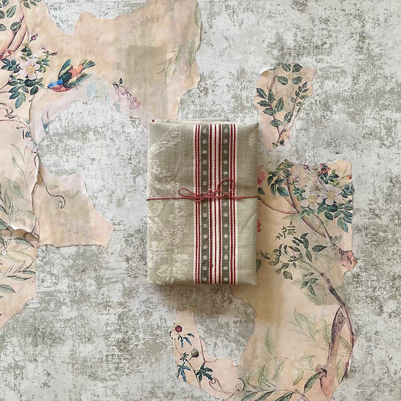 Vintage Fabric生地 花とリボン ジャガード 約55×41cm