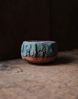 刳貫植木鉢 / 高橋燎