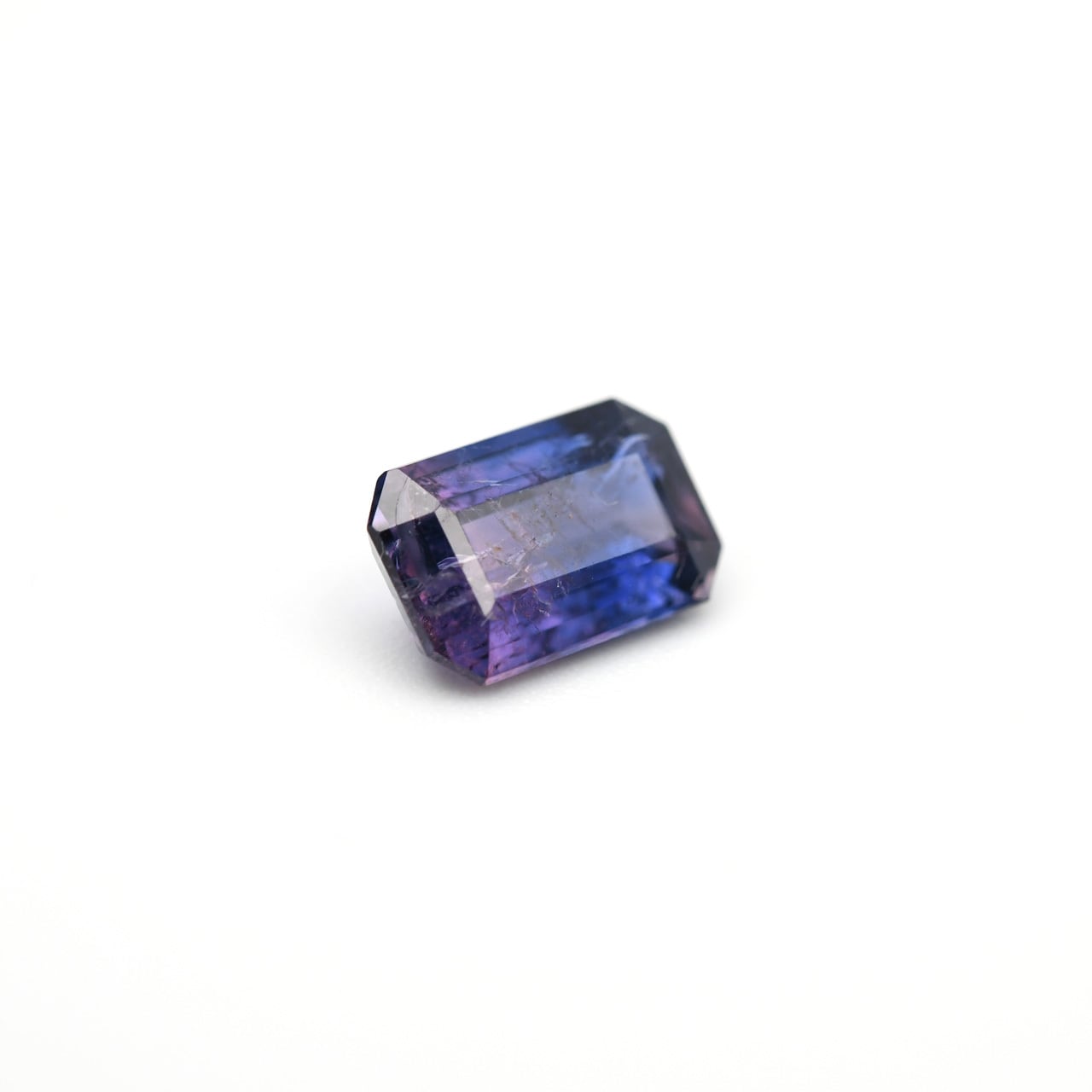 ウィンザーサファイア 1.706ct Winza Sapphire オクタゴンカット ウィンザーサファイア 1.706ct Winza Sapphire オクタゴンカット