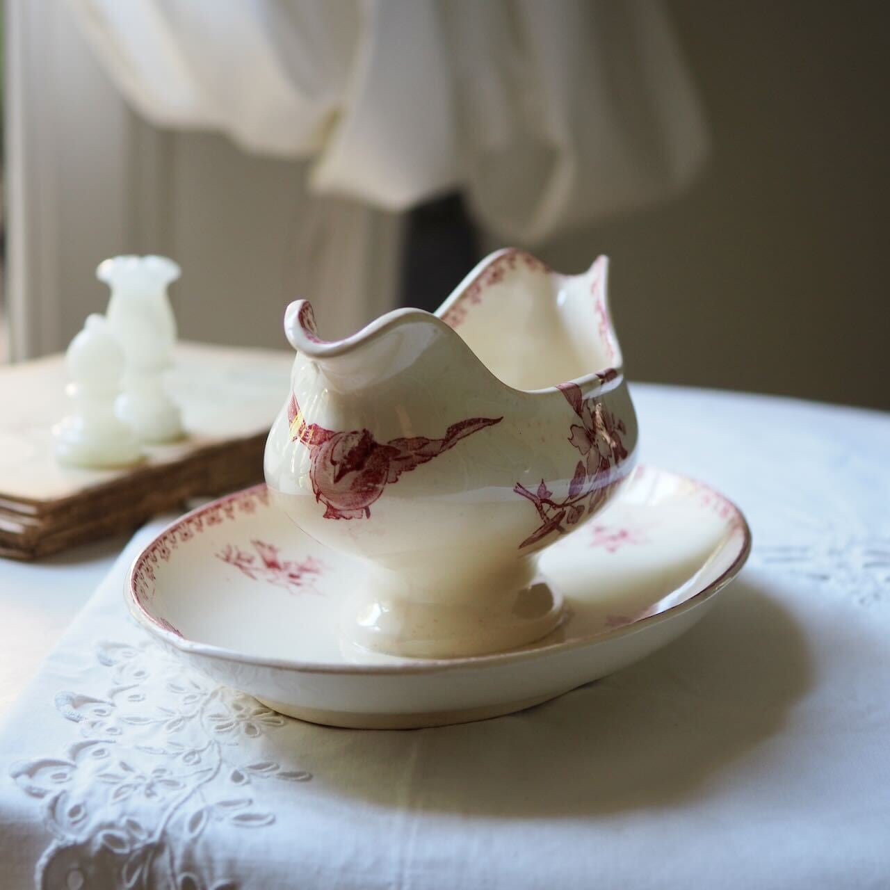 サルグミンヌのソーシエール「ファヴォリ」1900年頃 | ヴィラ