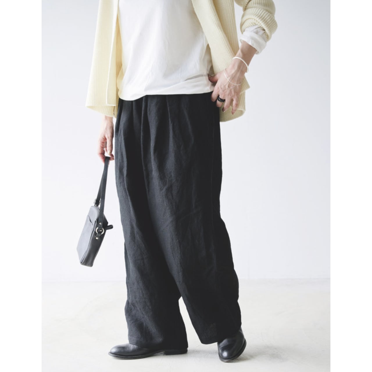 Veritecoeur for Deife ウールリネン ワイドパンツ