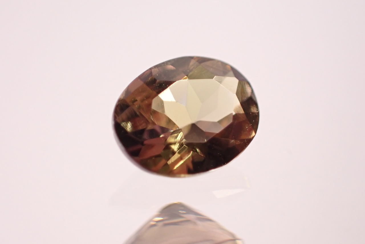 ゾイサイト　0.32ct　[D3-266]