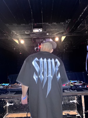 SNPZ 12TH ANV TEE BLACK