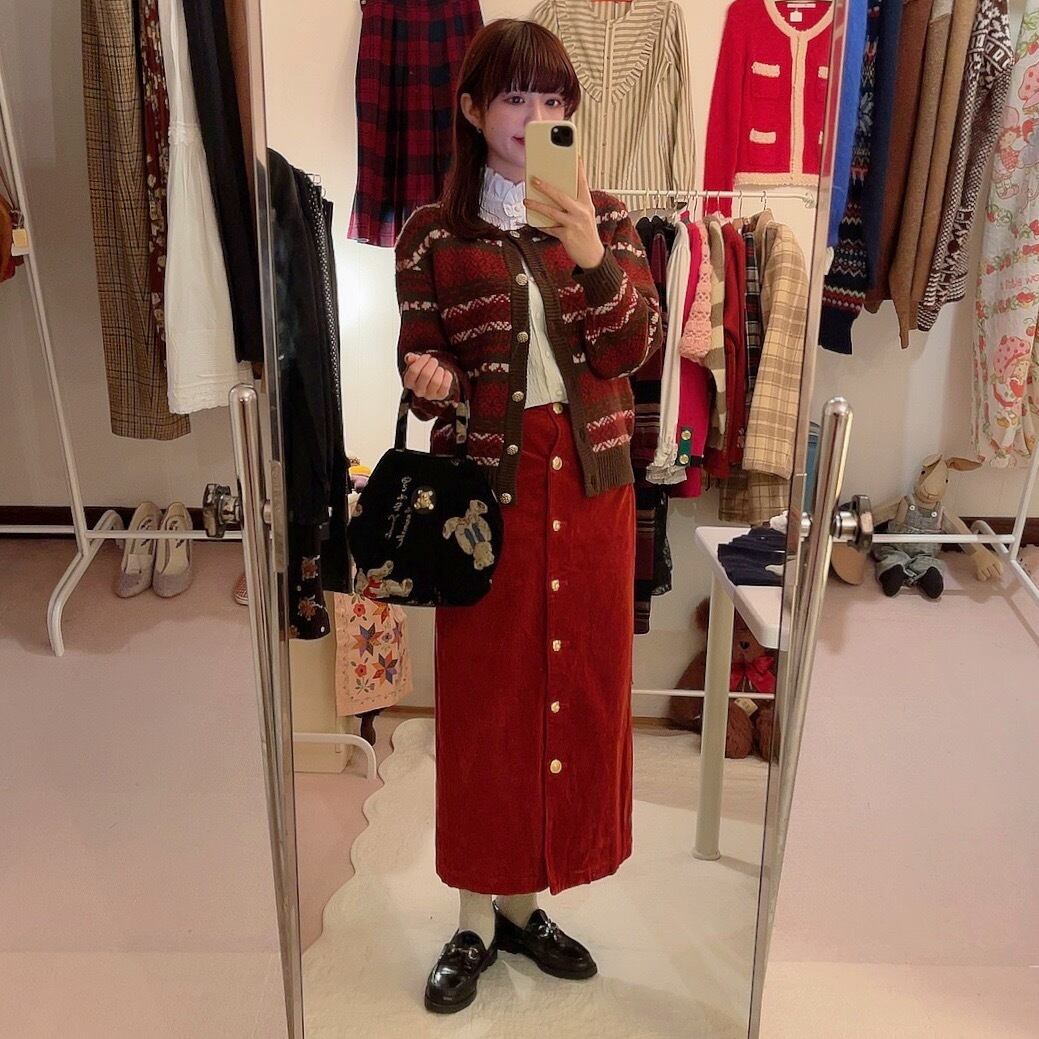 ATSUKI ONISHI / gold bear button red long skirt