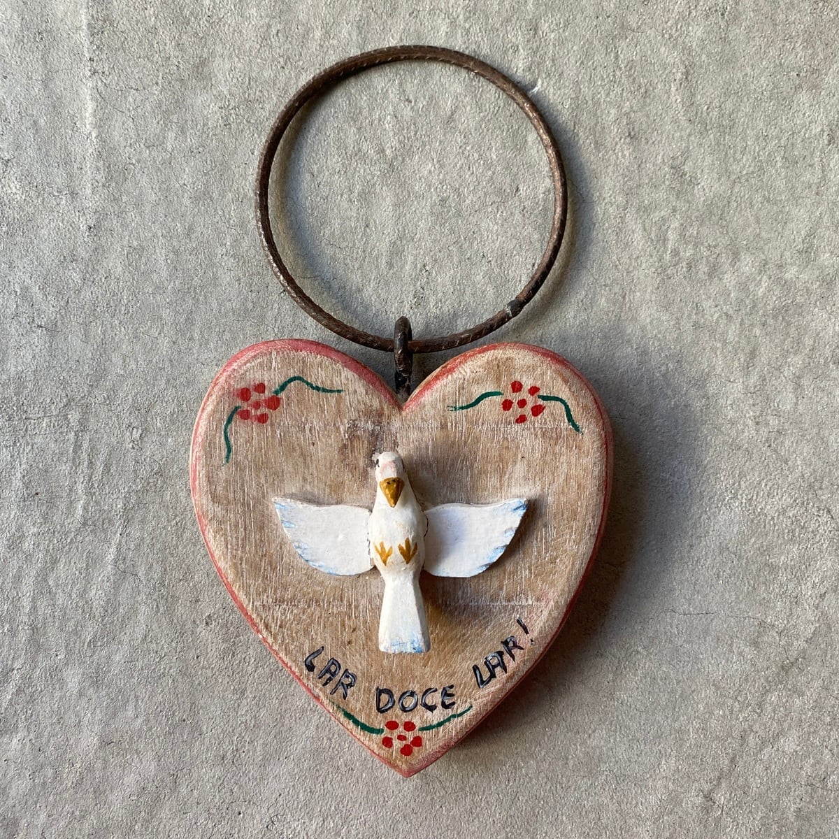 フォークアート OA 壁掛け アイアン 幸せを運ぶ白い鳩  LAR DOCE LAR!(ホームスイートホーム)