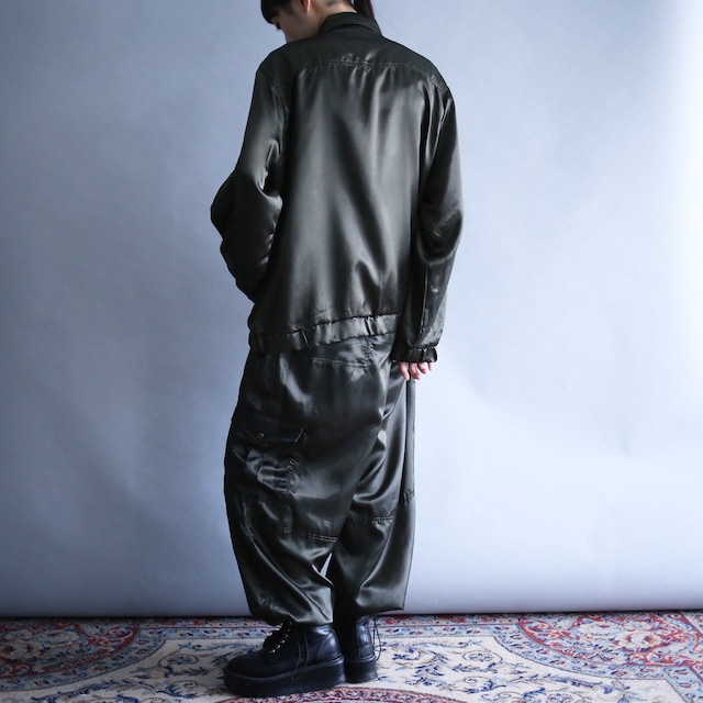 satin fabric gimmick military design zip-up set-up