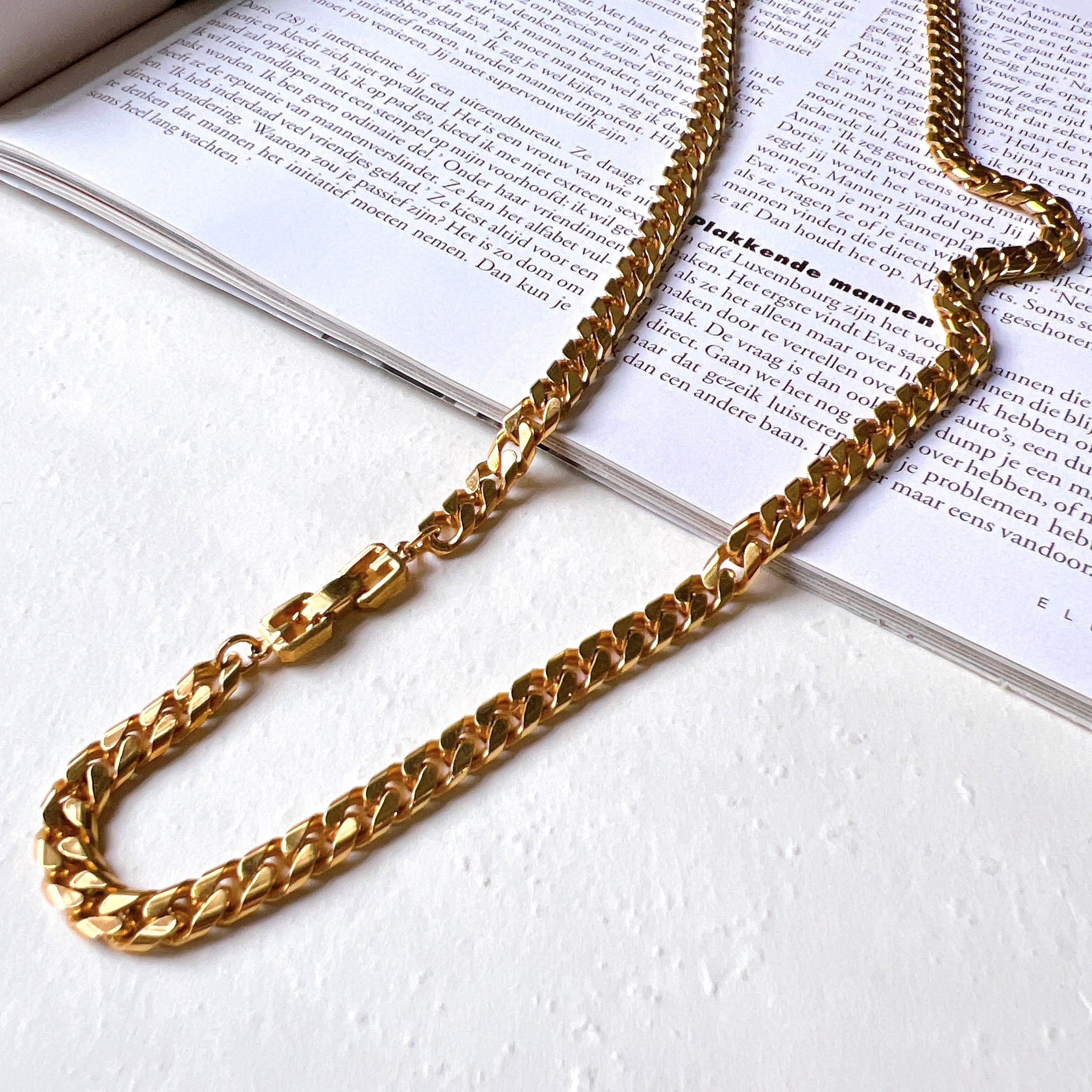 GIVENCHY ジバンシー ビジュー ヴィンテージ フープ ピアス GIVENCHY