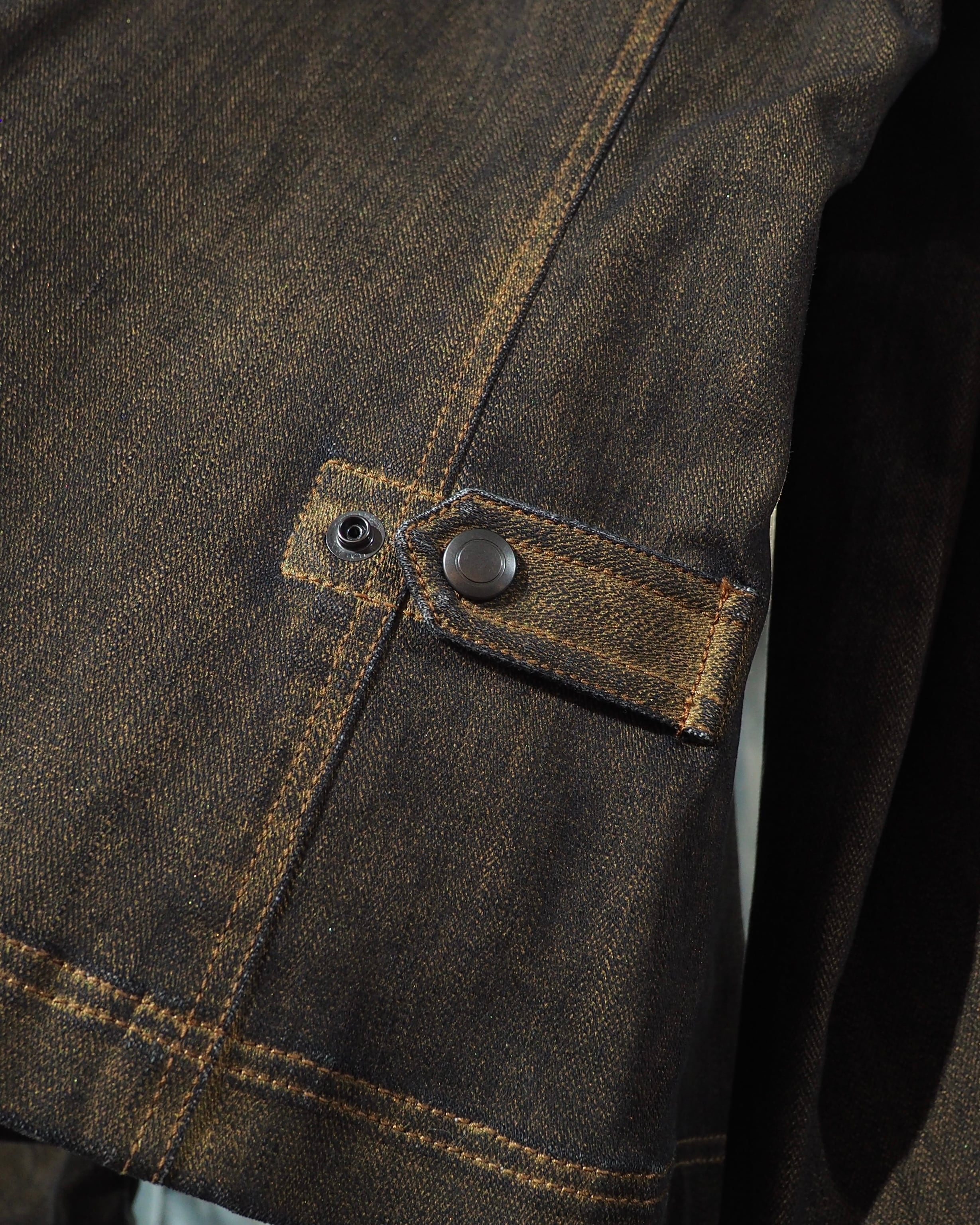 " ELLE HOMME " Beautiful Coating Processing × Western Details Denim Trucker Jacket
