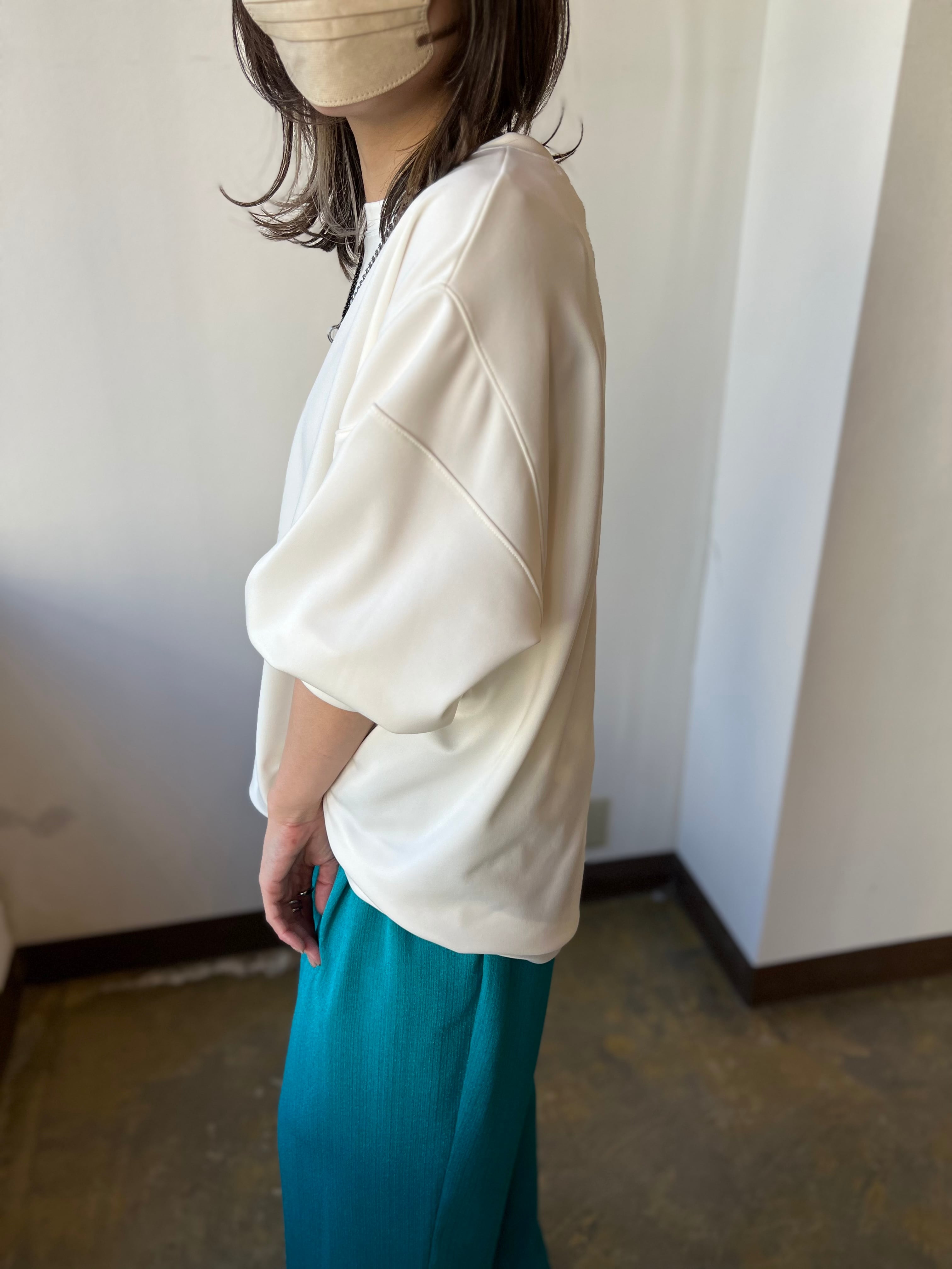 【CHIGNON】後ろZIP肩切替プルオーバー