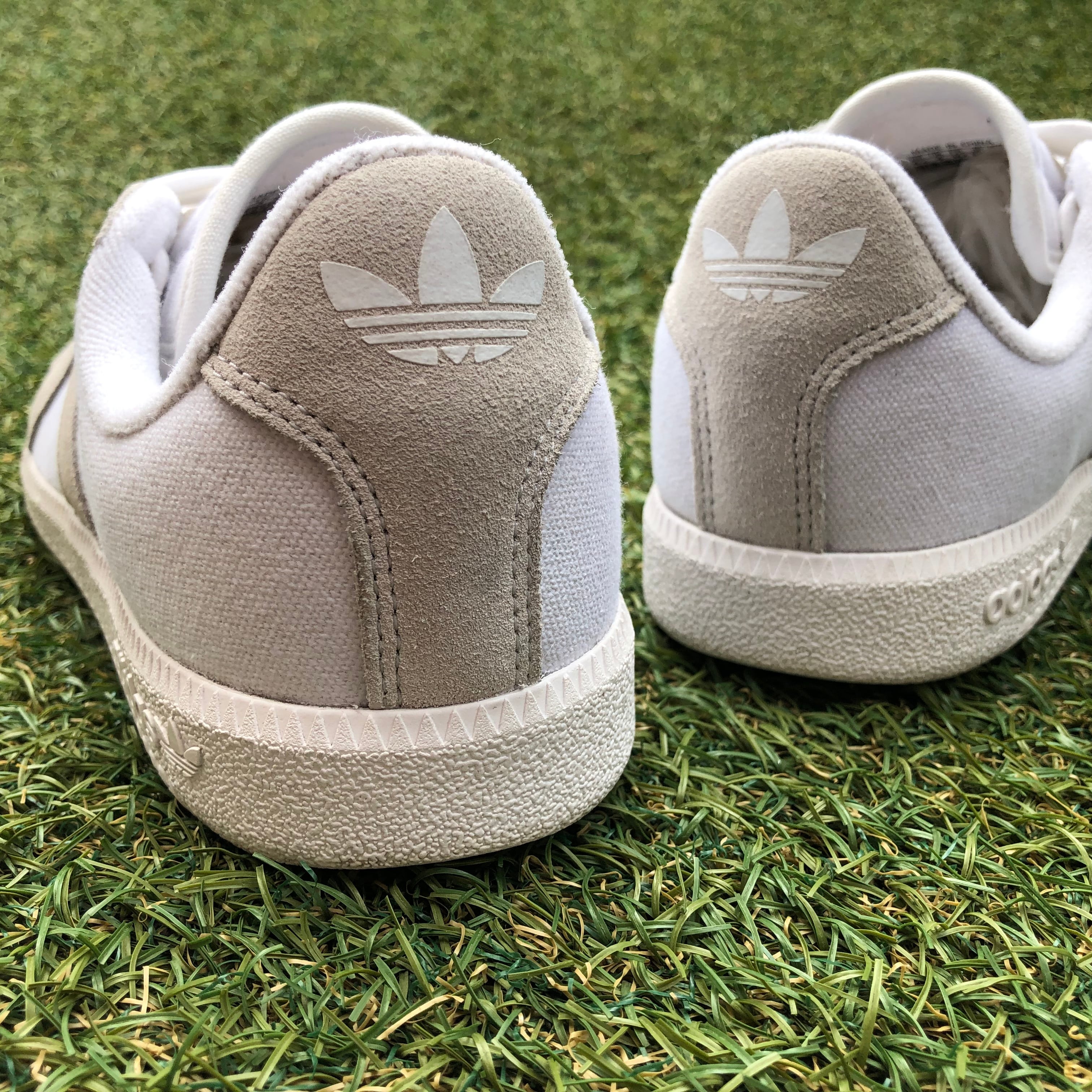 adidasのロープ靴です。 世界に一点物となってます。 サイズは26.5です。