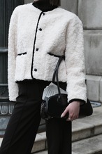 Contrast Boa ノーカラージャケット