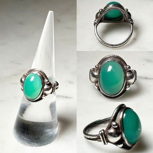 vintage silver green chalcedony ring
