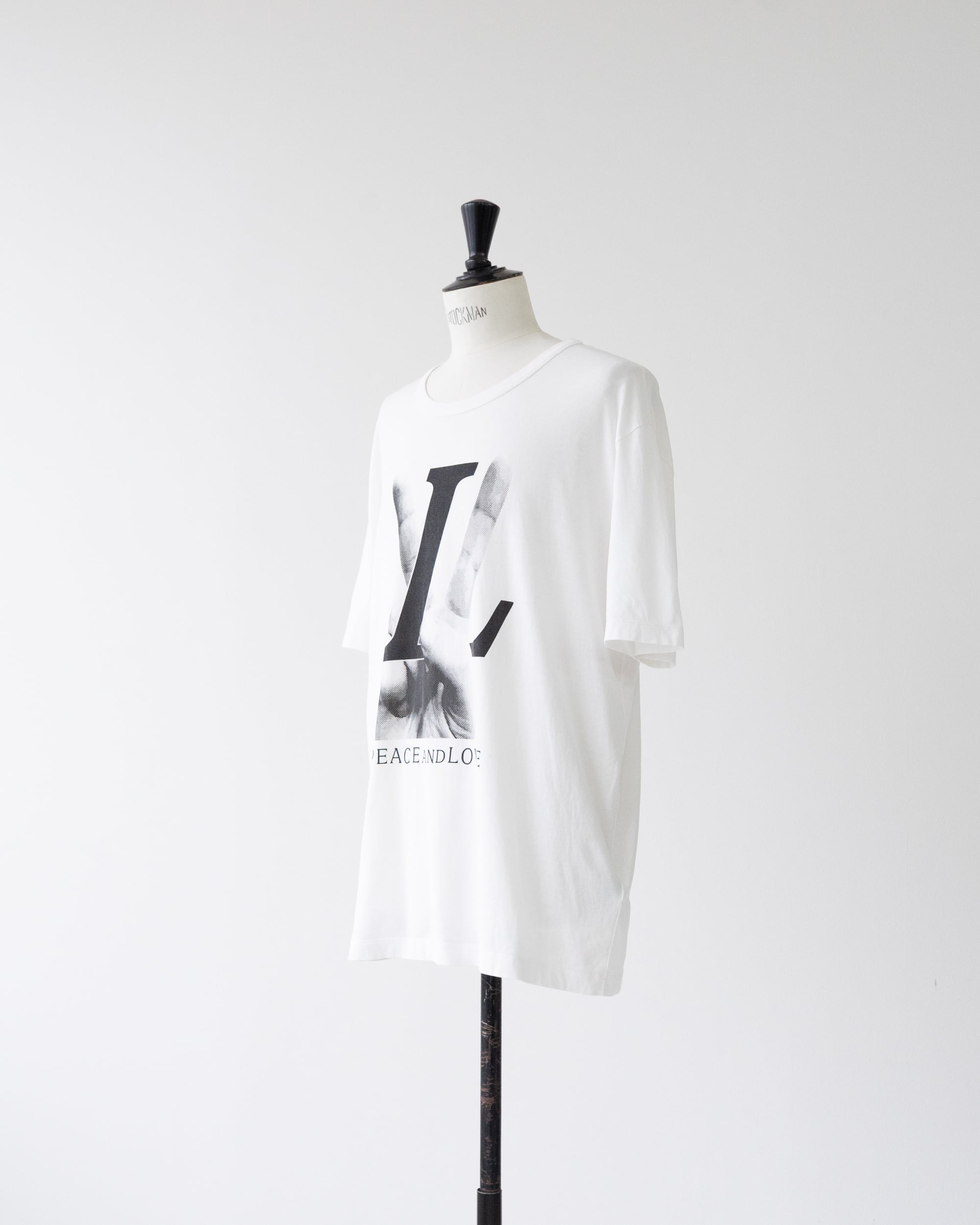 ルイヴィトンメンズ Tシャツ PEACE AND LOVE サイズXS タグなし ルイヴィトンメンズ Tシャツ PEACE AND LOVE サイズXS タグなし メンズ