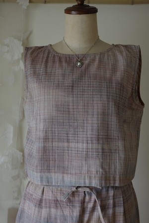 SOMO Sleeveless Tops & Tuck Pants Set-up