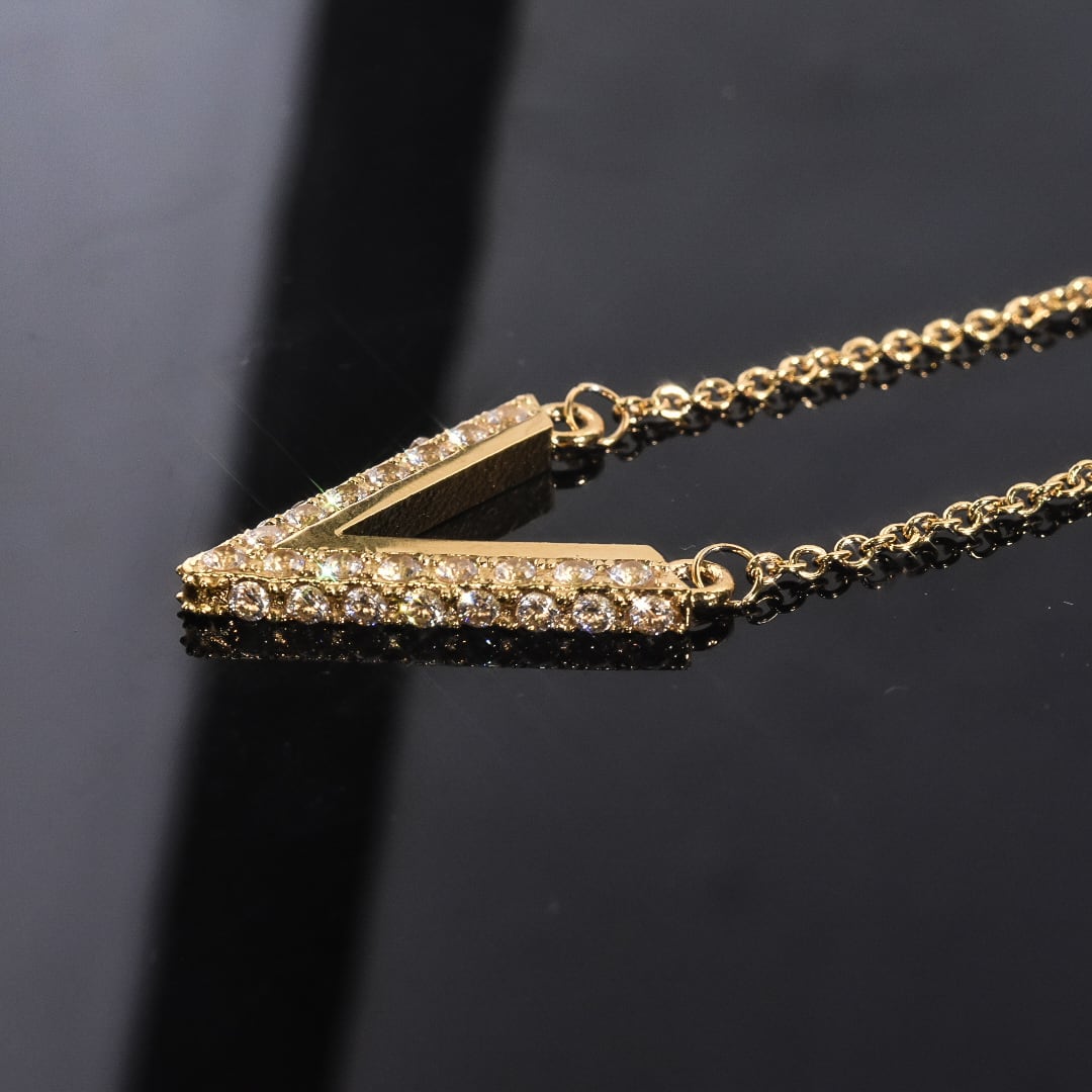 316L V zirconia necklace | ✯Lucliss Jewelry✯