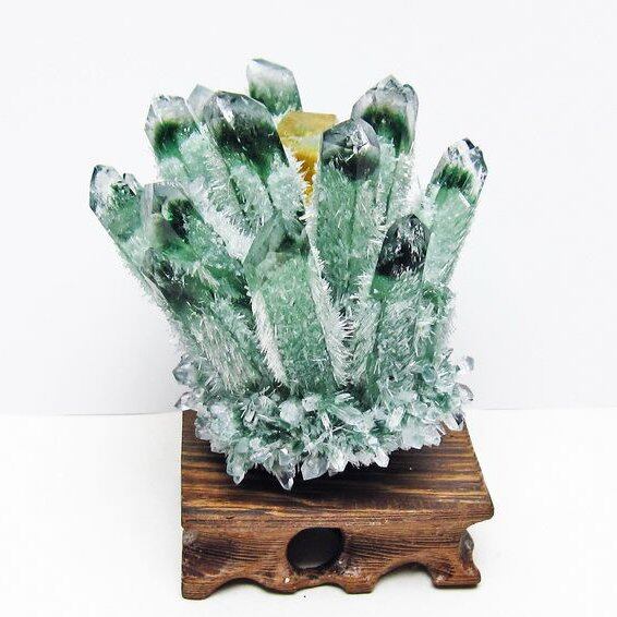 緑水晶 クラスター 原石 台座付属 一点物 182-7383