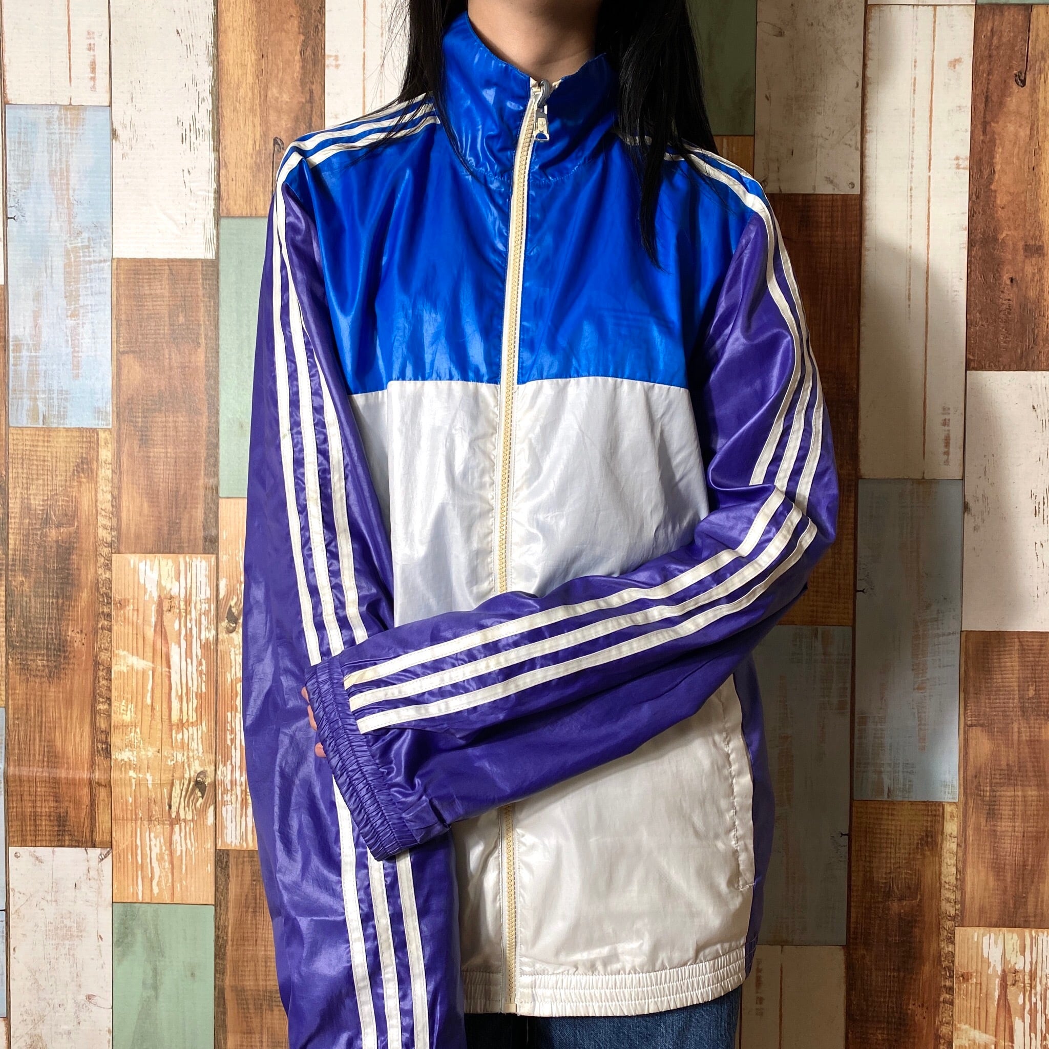 【即完売】adidas Originals イエロー ナイロンジャケットLサイズ