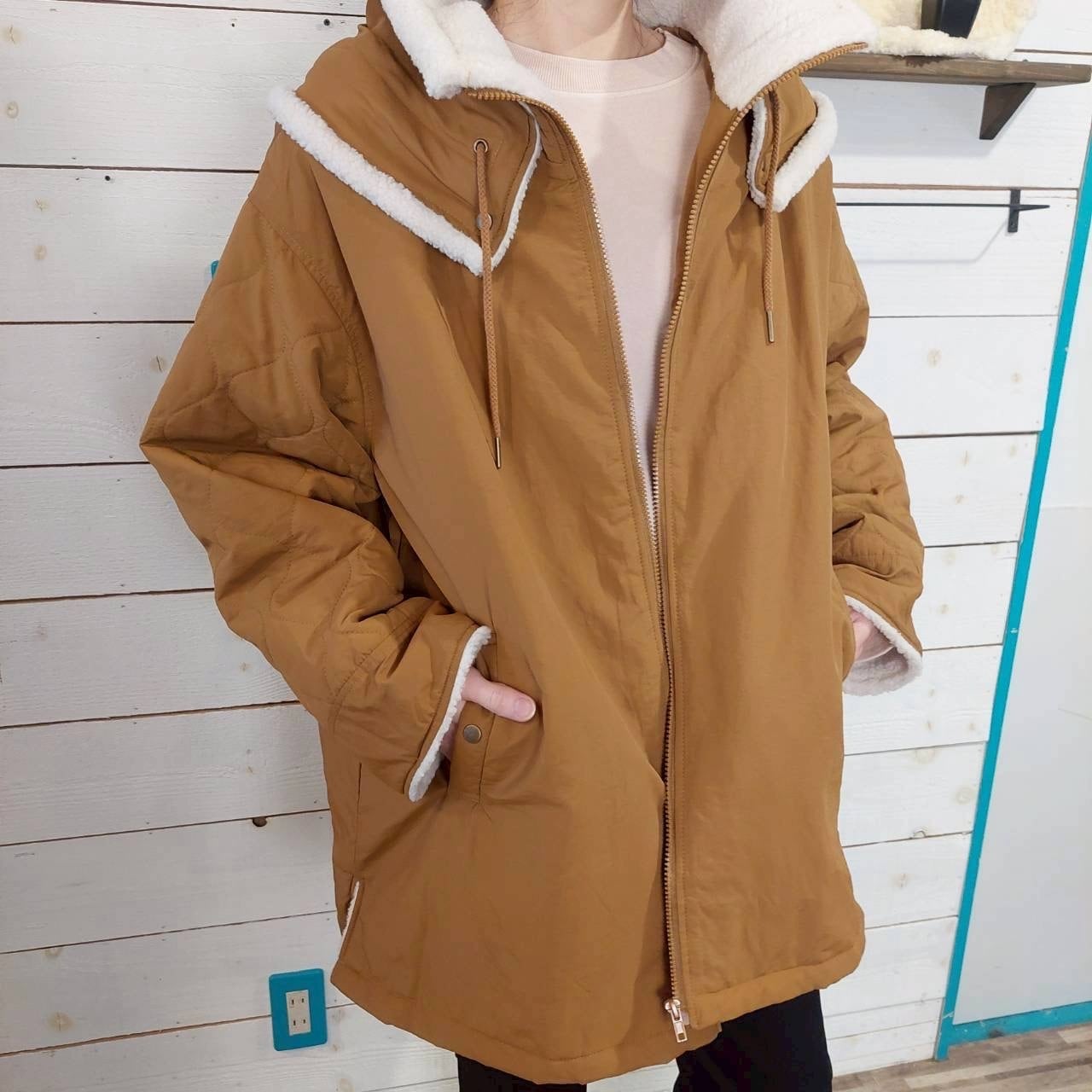 『People's』1421 ボアキルティングセーラーハイネックコート