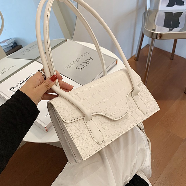 バッグ夏の小さなバッグ2020新しいトレンディなネット赤いファッションシンプルなショルダーバッグバージョンの野生のテクスチャの脇の下のバッグ Tiancai_Wing_Bag4663532