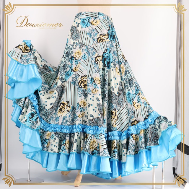 フラメンコ 衣装 ファルダ スカート ブルー系 ホワイト系 イエロー系 ブラック系 水色 シルバー 花柄 柄 模様 光沢 ダンス パーティ 発表会 レディース レッスン 練習 きれいめ 華やか 舞台衣装 ステージ レディース