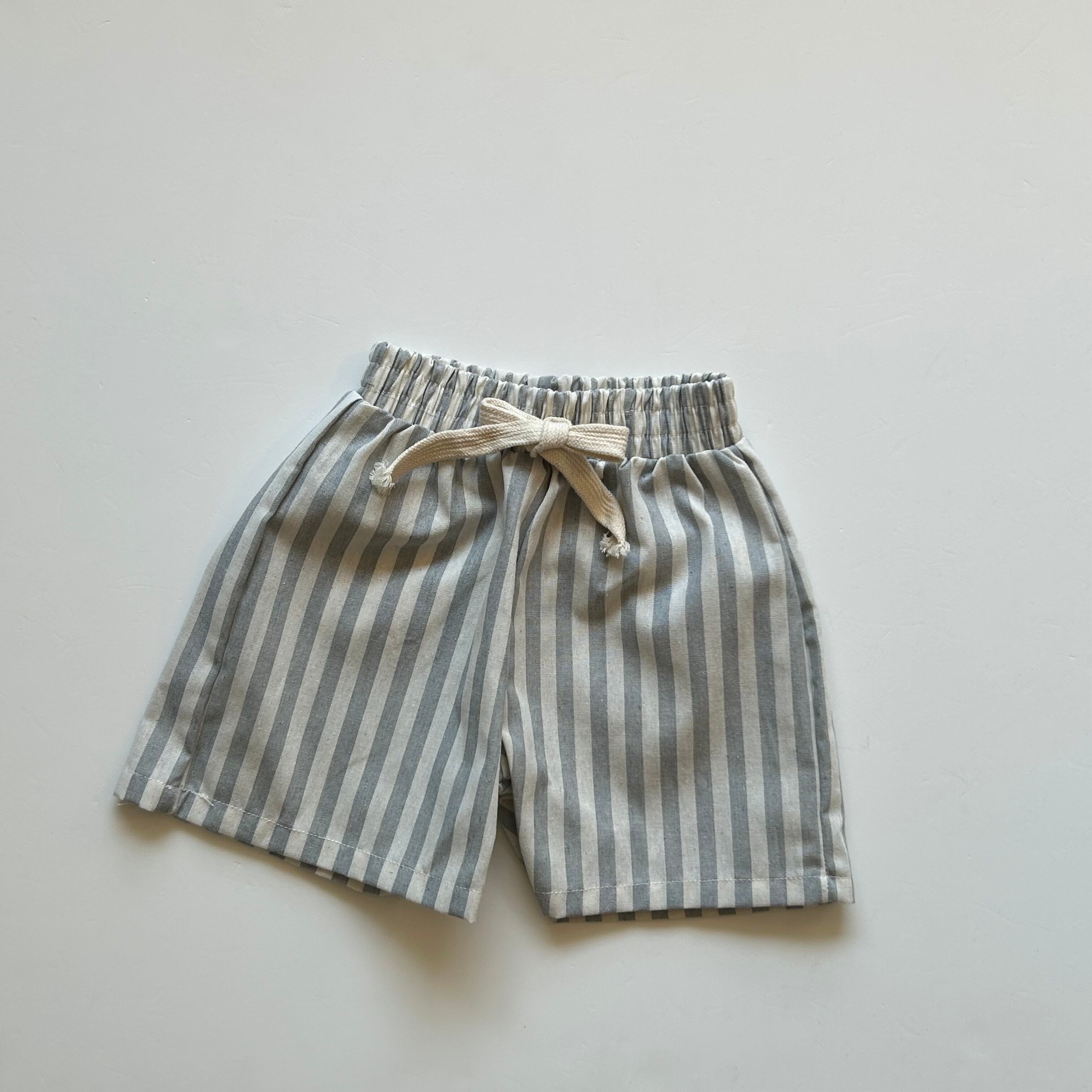 stripe short pants