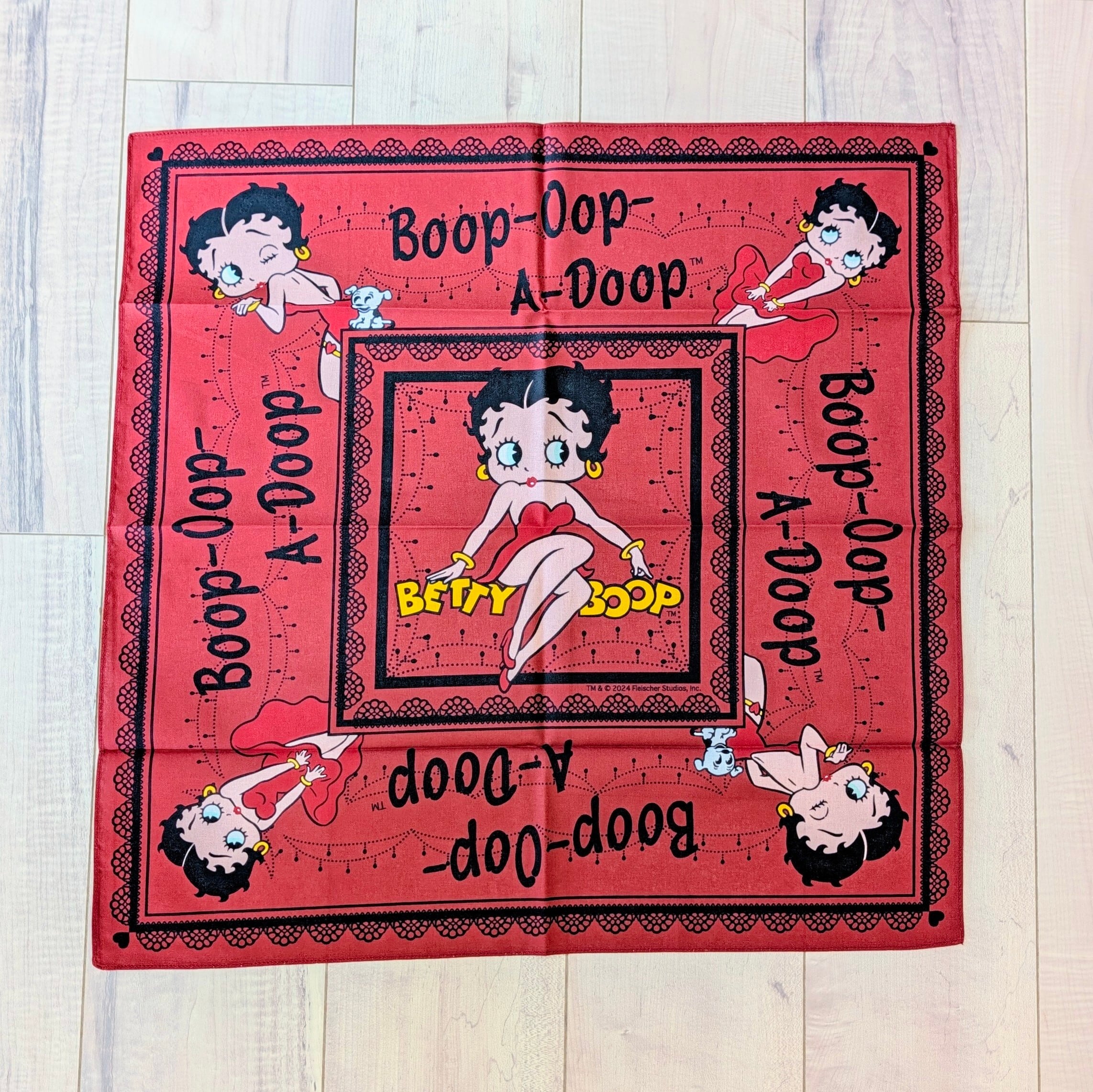【 Betty Boop（ ベティブープ ）】バンダナ / ランチクロス / ベティちゃん〚アメリカン雑貨 アメトイ〛