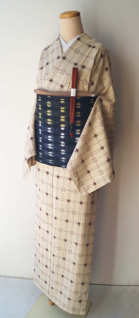 袷】越後手織絣 象牙色×葡萄茶色 格子柄 真綿紬 プチサイズ | 大山