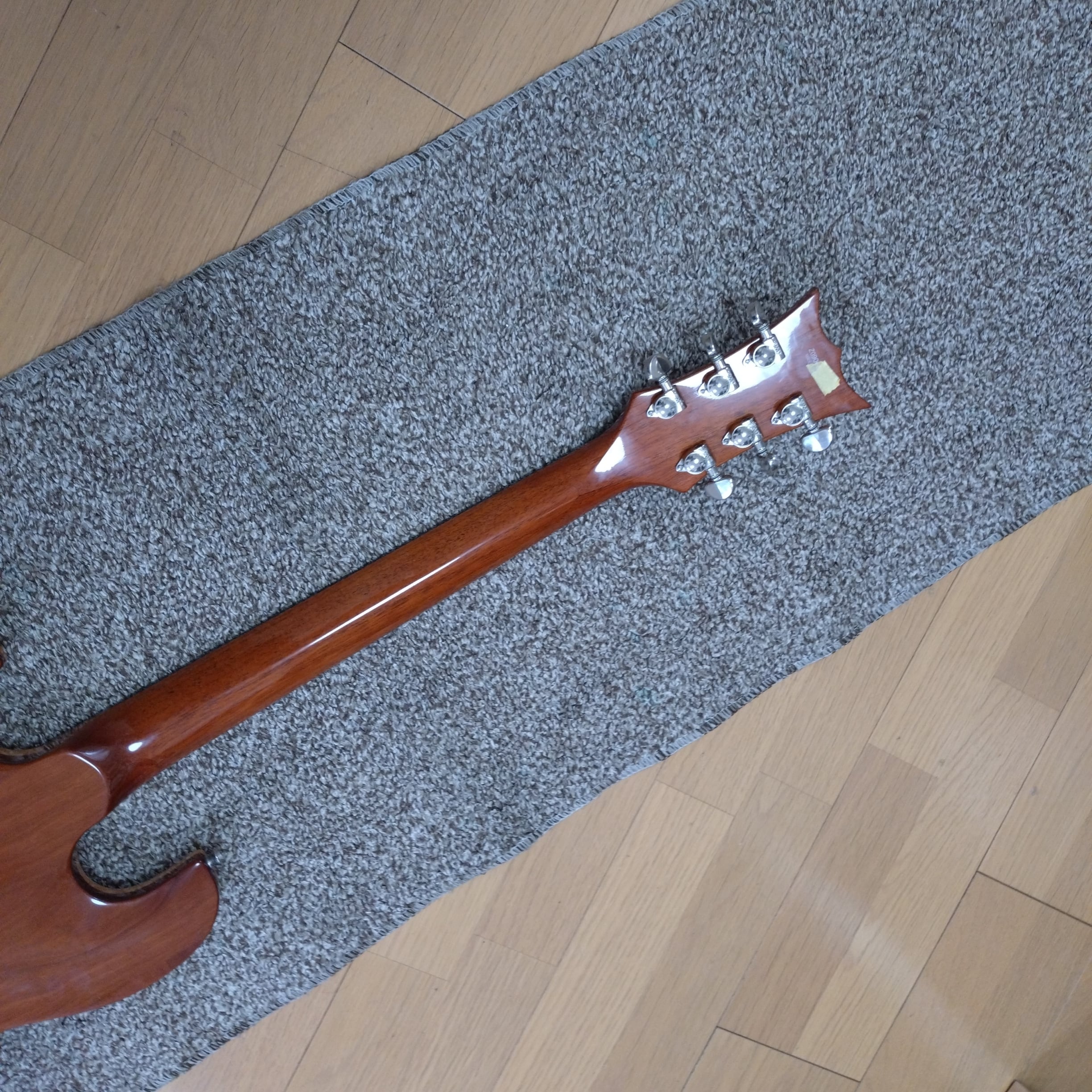 DBZ guitars Imperial チェンバー？セミアコ？ | 川崎楽器【楽器
