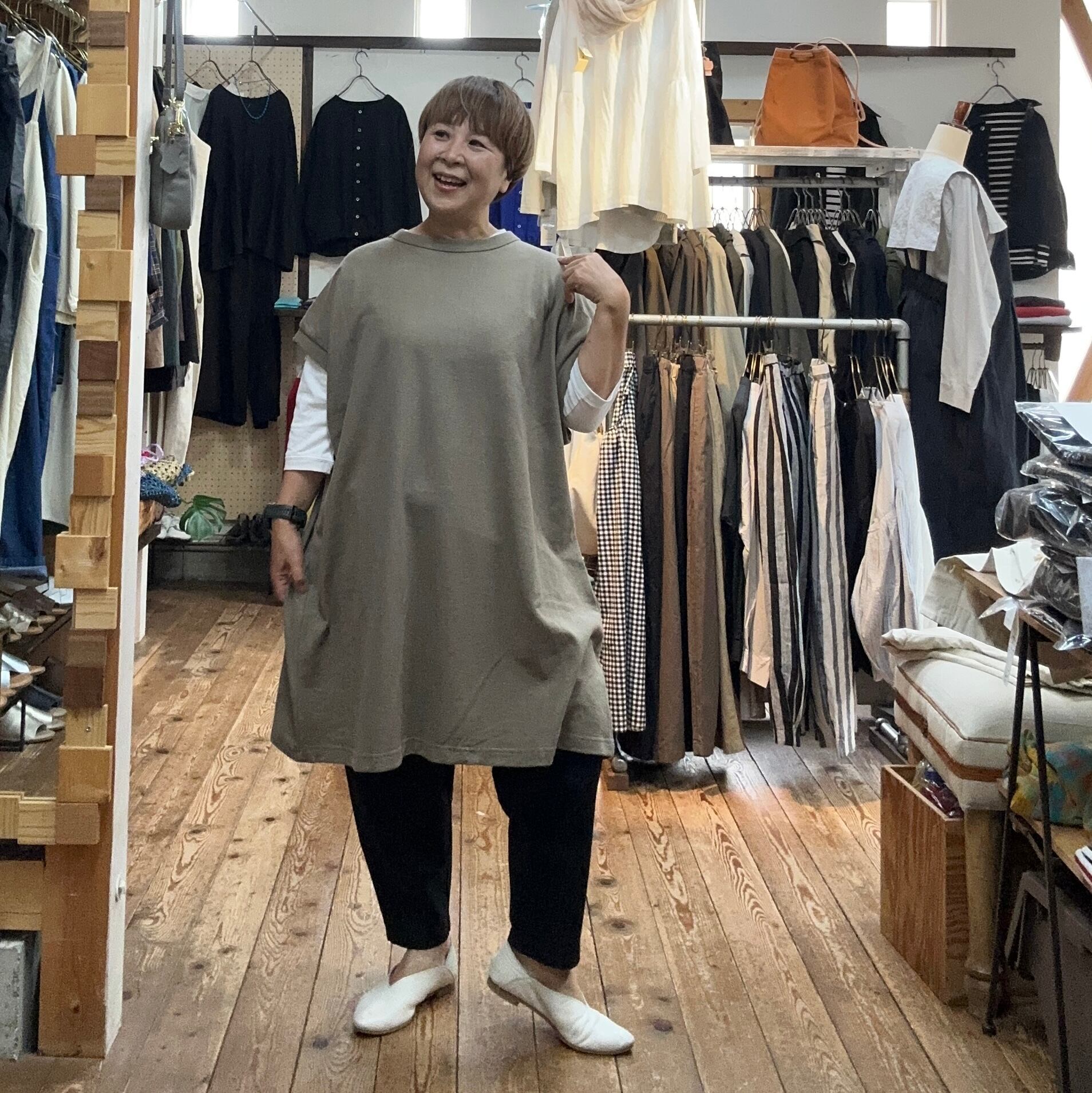 2025年春夏 別注企画品 水玉切替チュニックセーター44♡即完売品♡新品未使用 2025年春夏 別注企画品 水玉切替チュニックセーター44♡即完売品