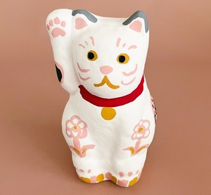 招き猫「薄紅招き」