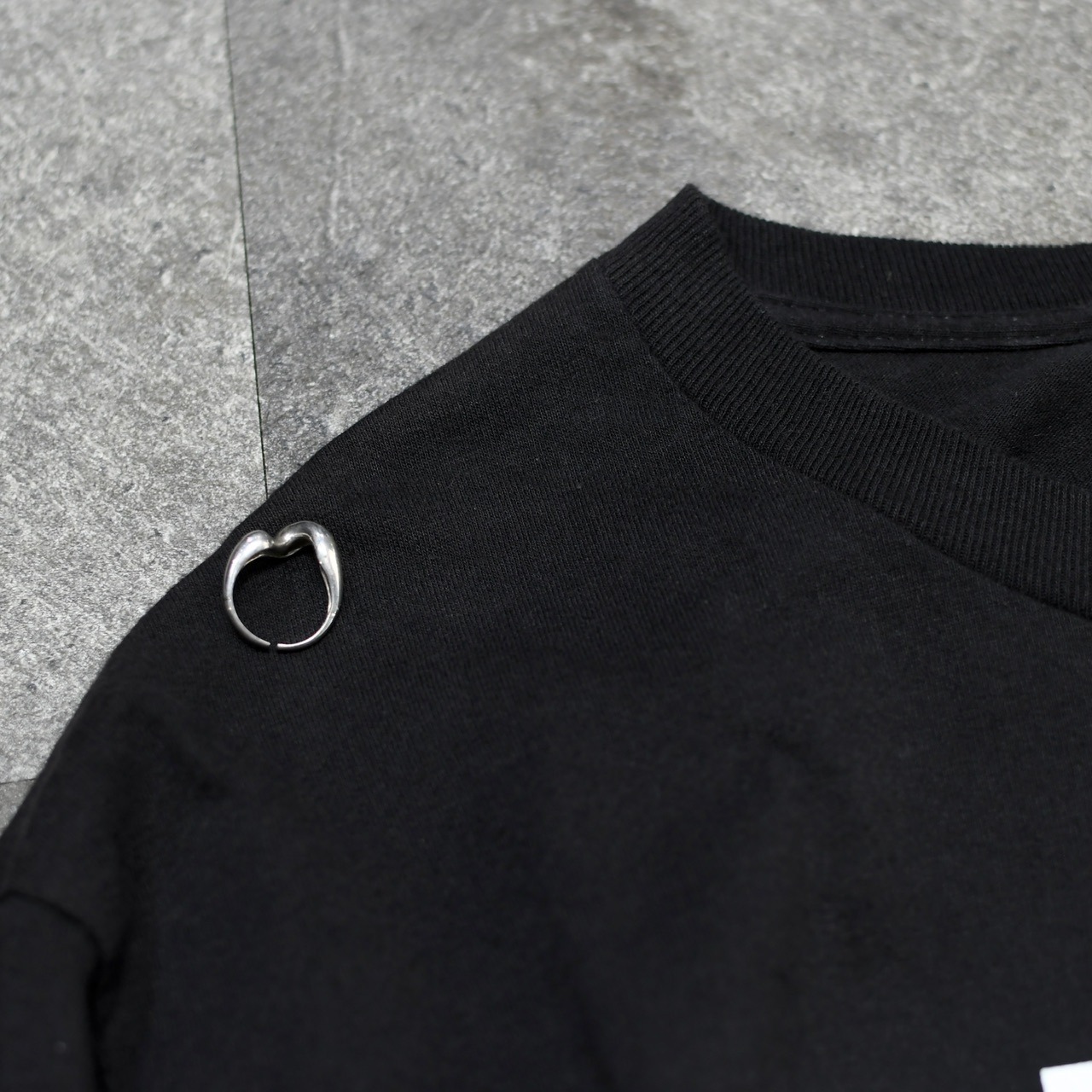 ACACIA STRAIN print long sleeve tee